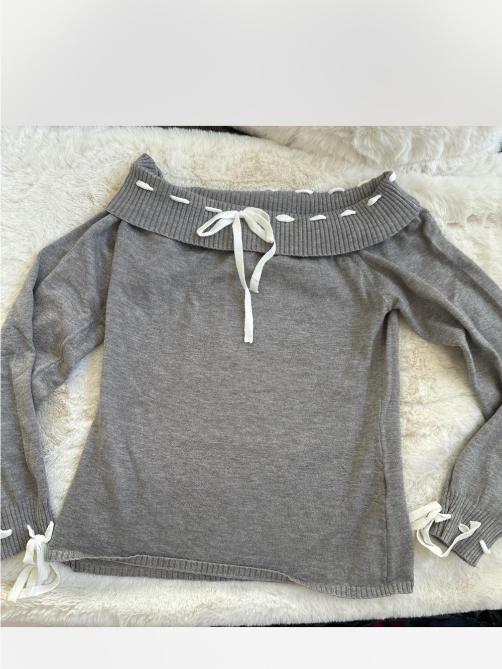 Urban Outfitters Gray Off-the-Shoulder Sweater with White Ribbon